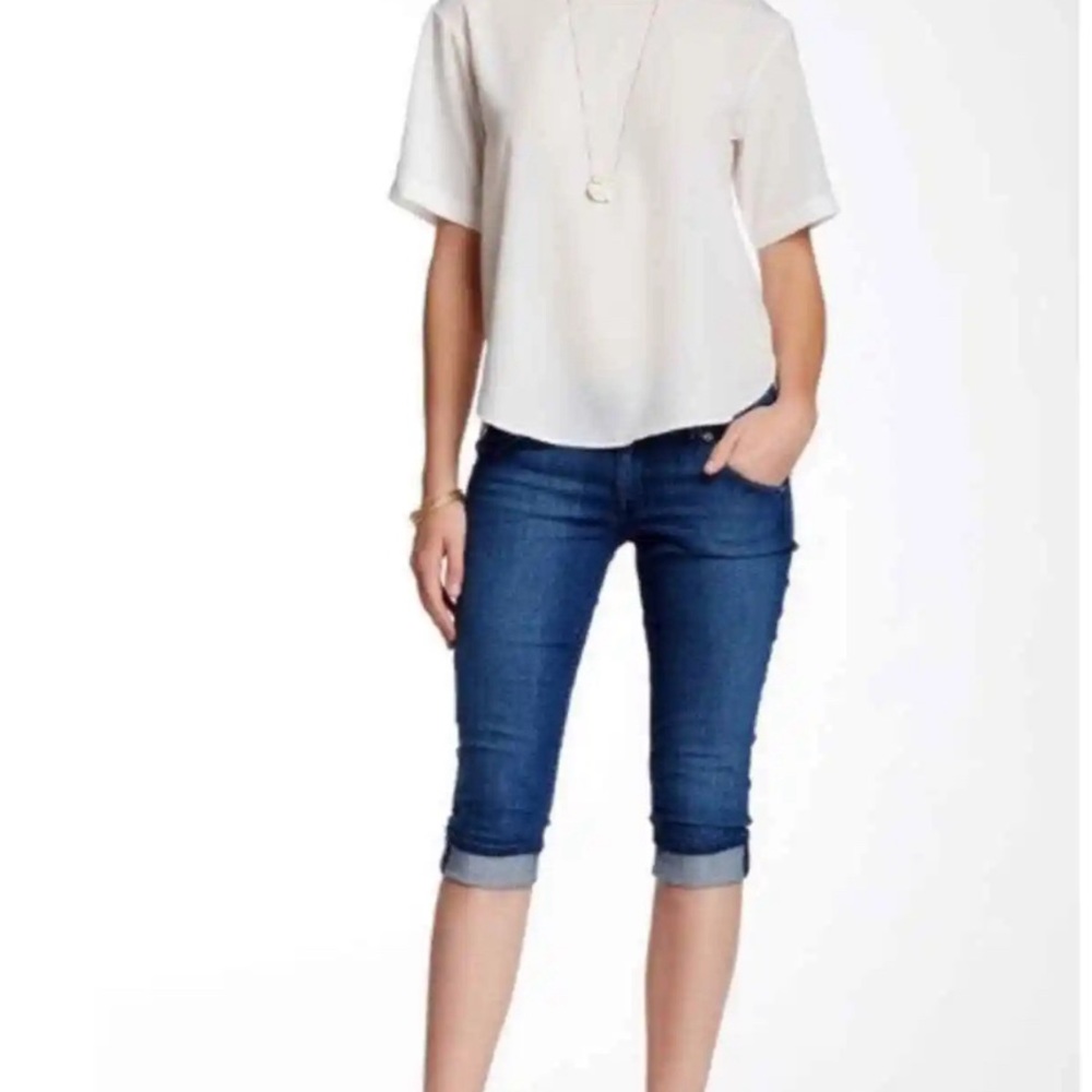 Hudson Malibu Cuffed Capri Knee Length Medium Wash Denim Shorts